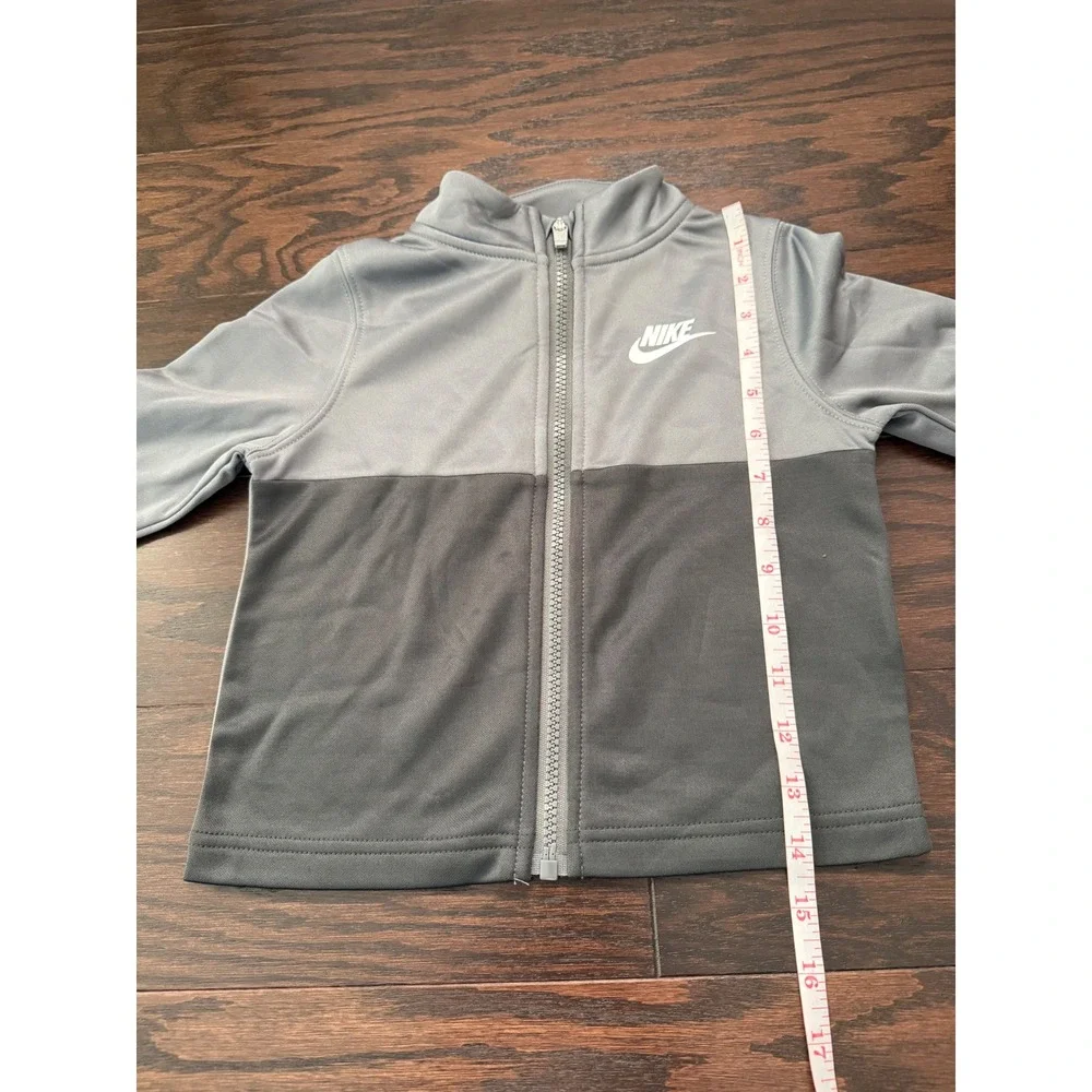 Nike Toddler 3-Piece Tracksuit Set Gray White 76N523-693 Size 3T NWT